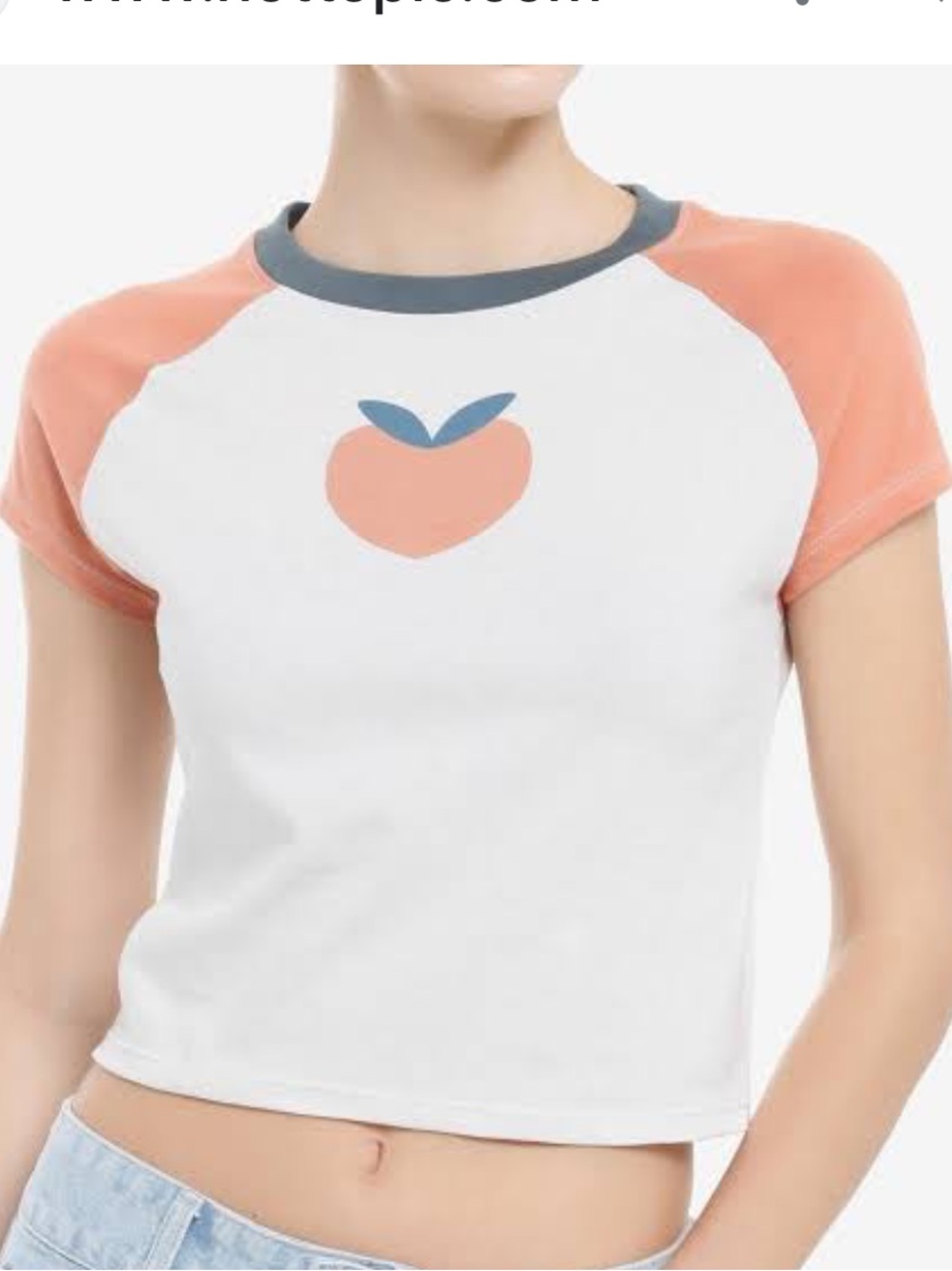 NWT Hot Topic  Eaternal Eve Peach Cropped Baby Tee, Size Small